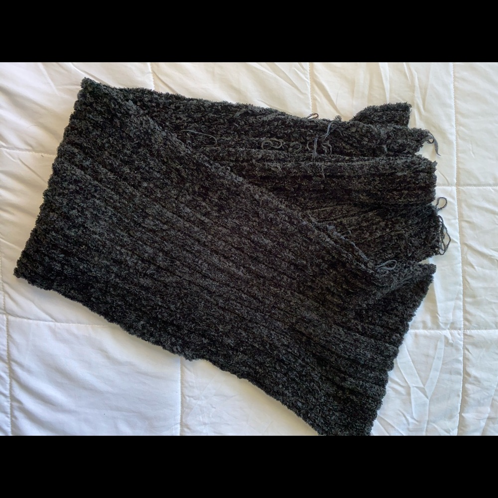 Black scarf